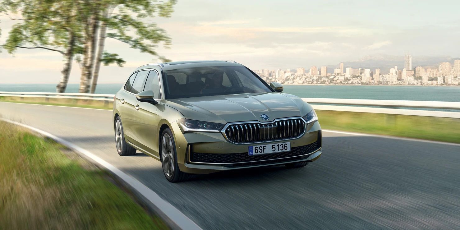 Dlhodobý prenájom auta Škoda Superb Combi Sportline.